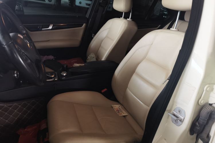 Used Mercedes-Benz C-Class 2011 C 200 CGI Fashion Model Left Front Seat