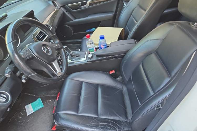 Used Mercedes-Benz C-Class 2011 C 260 CGI Fashion Model Left Front Seat