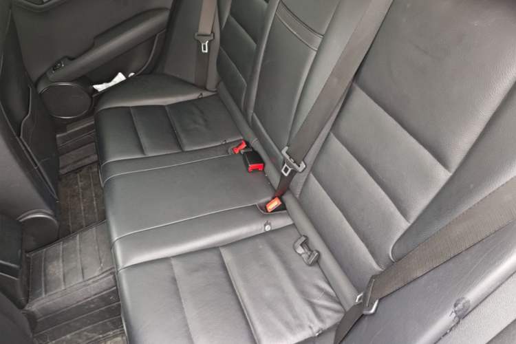 Used Mercedes-Benz C-Class 2011 C 200 Fashion Travel Edition Left Rear Seat