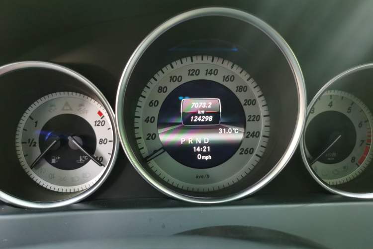 Used Mercedes-Benz C-Class 2011 C 200 Fashion Travel Edition Odometer Close Up