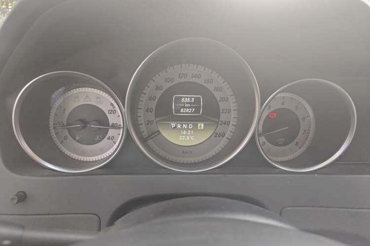 Used Mercedes-Benz C-Class 2011 C 200 Fashion Travel Edition Odometer Close Up