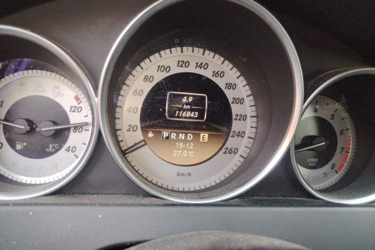 Used Mercedes-Benz C-Class 2011 C 200 CGI Fashion Model Odometer Close Up