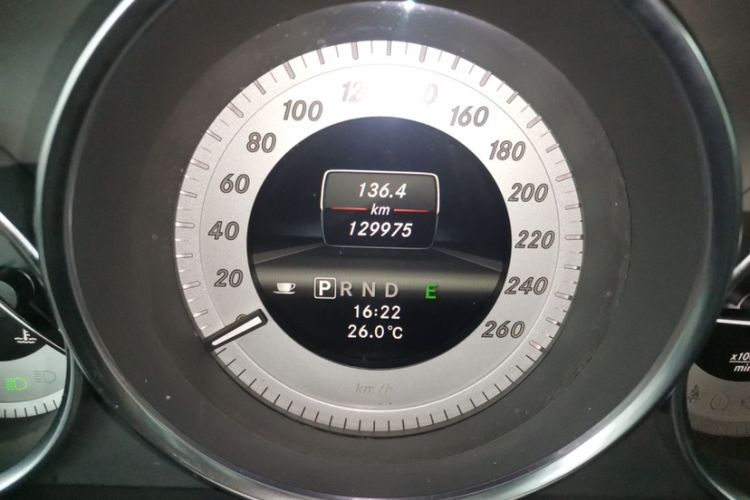 Used Mercedes-Benz C-Class 2011 C 200 Fashion Travel Edition Odometer Close Up