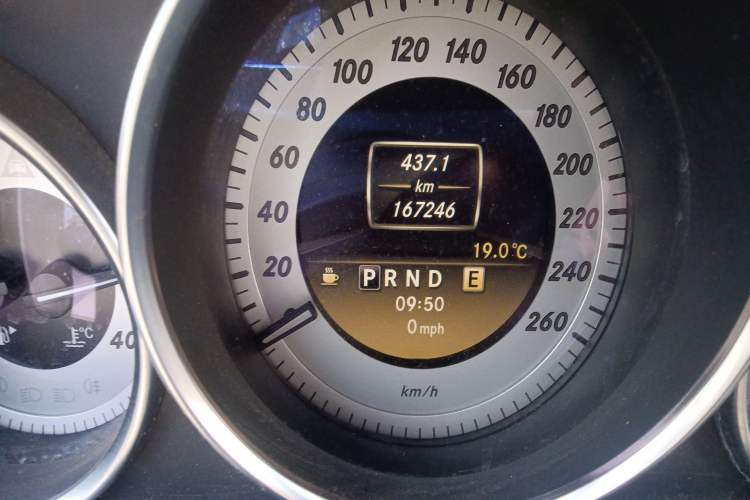 Used Mercedes-Benz C-Class 2011 C 200 CGI Fashion Model Odometer Close Up