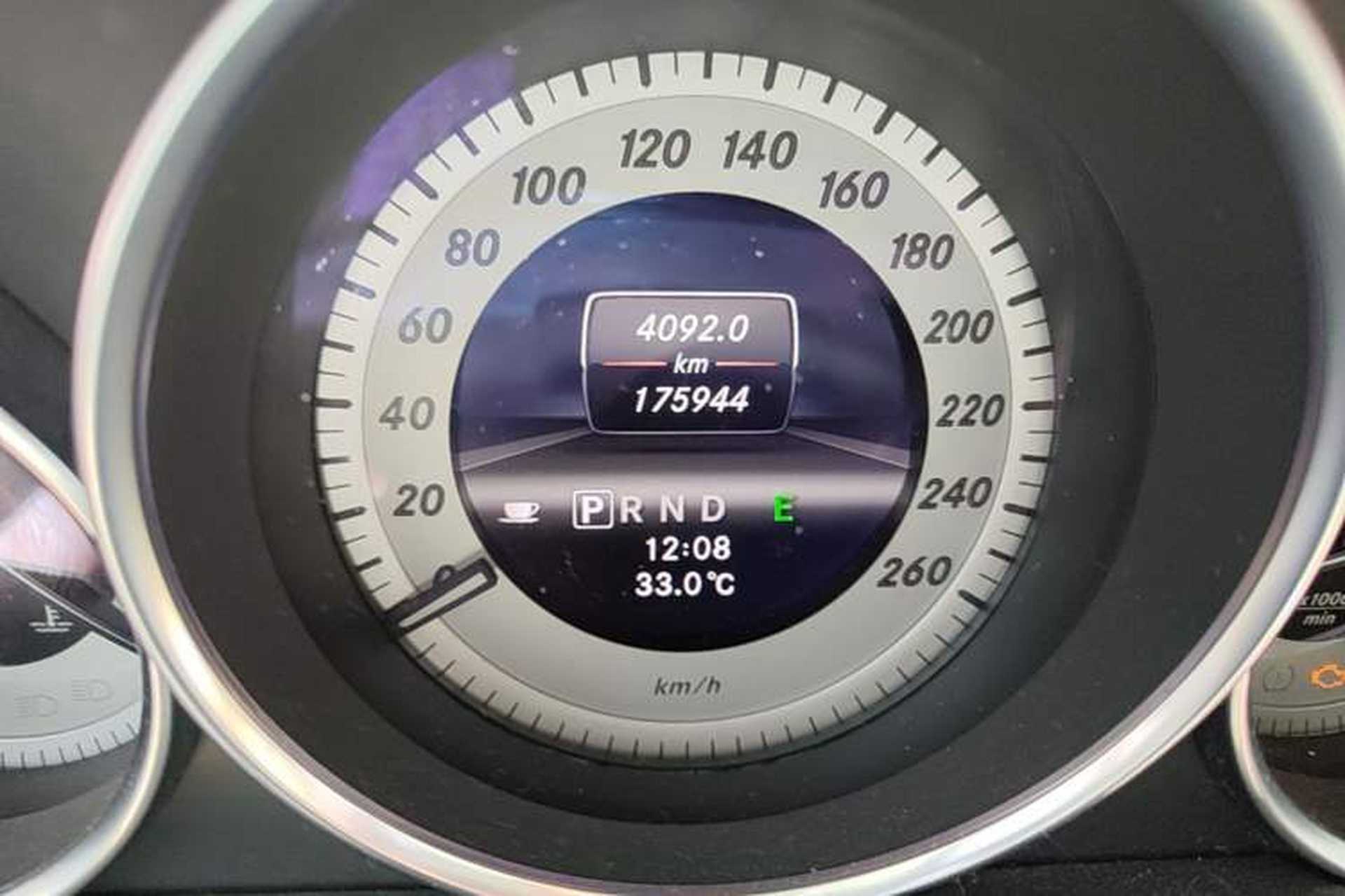 Used Mercedes-Benz C-Class 2011 C 300 Fashion Model Odometer Close Up