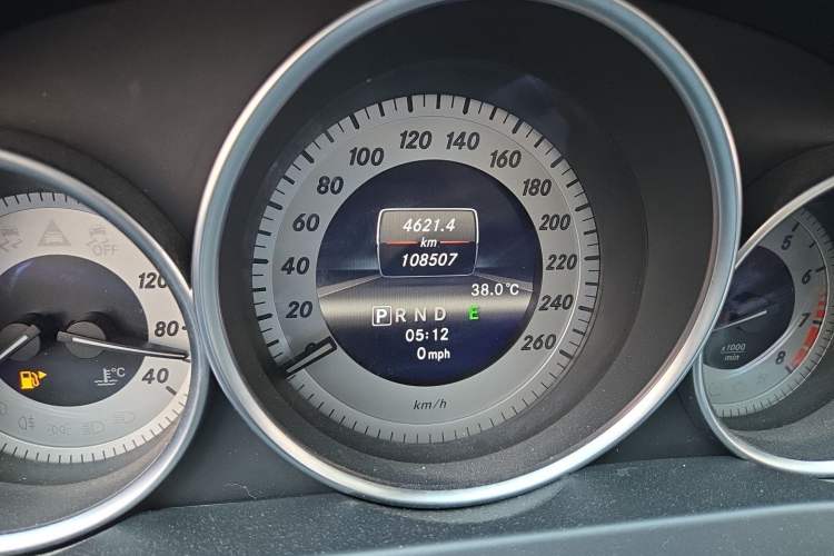 Used Mercedes-Benz C-Class 2011 C 260 CGI Fashion Model Odometer Close Up