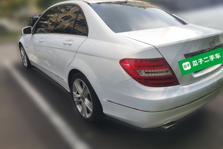 Used Mercedes-Benz C-Class 2011 C 200 CGI Fashion Model Rear Left 45 Deg