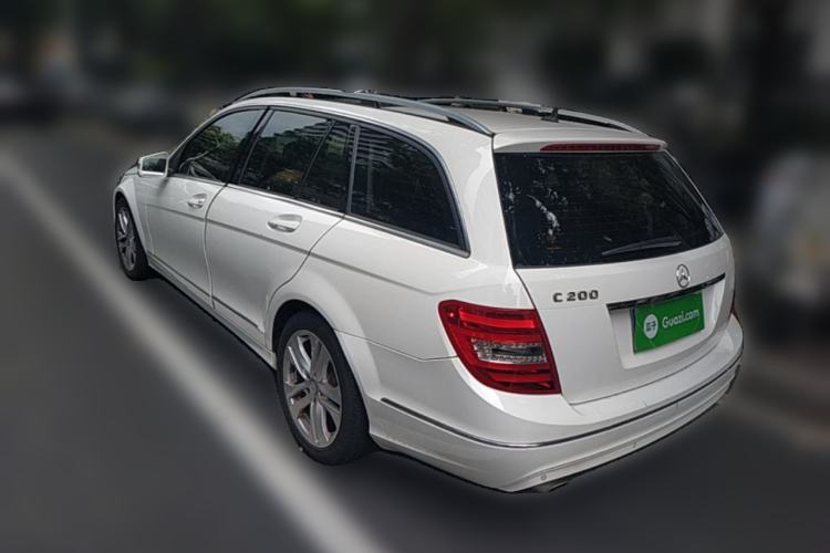 Used Mercedes-Benz C-Class 2011 C 200 CGI Fashion Model Rear Left 45 Deg