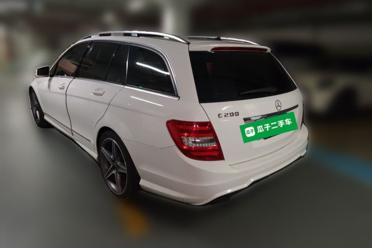 Used Mercedes-Benz C-Class 2011 C 200 Fashion Travel Edition Rear Left 45 Deg