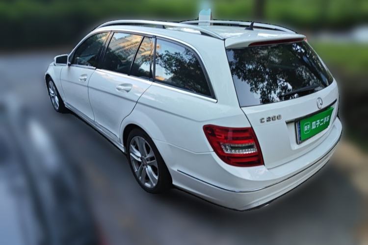 Used Mercedes-Benz C-Class 2011 C 200 Fashion Travel Edition Rear Left 45 Deg