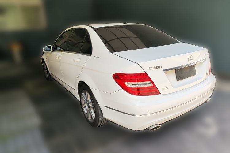Used Mercedes-Benz C-Class 2011 C 300 Fashion Model Rear Left 45 Deg