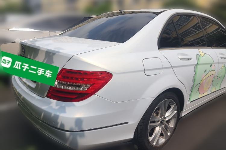 Used Mercedes-Benz C-Class 2011 C 200 CGI Fashion Model Rear Right 45 Deg