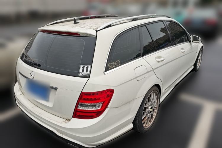 Used Mercedes-Benz C-Class 2011 C 200 Fashion Travel Edition Rear Right 45 Deg