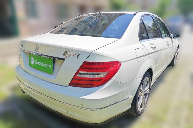 Used Mercedes-Benz C-Class 2011 C 200 CGI Fashion Model Rear Right 45 Deg