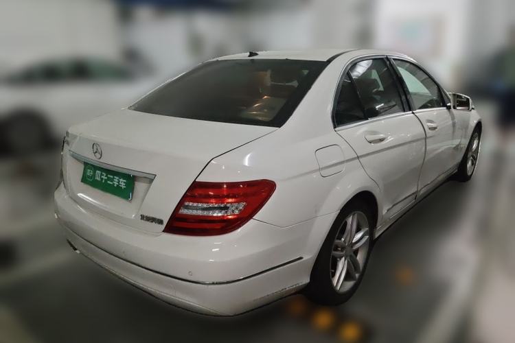 Used Mercedes-Benz C-Class 2011 C 260 CGI Fashion Model Rear Right 45 Deg