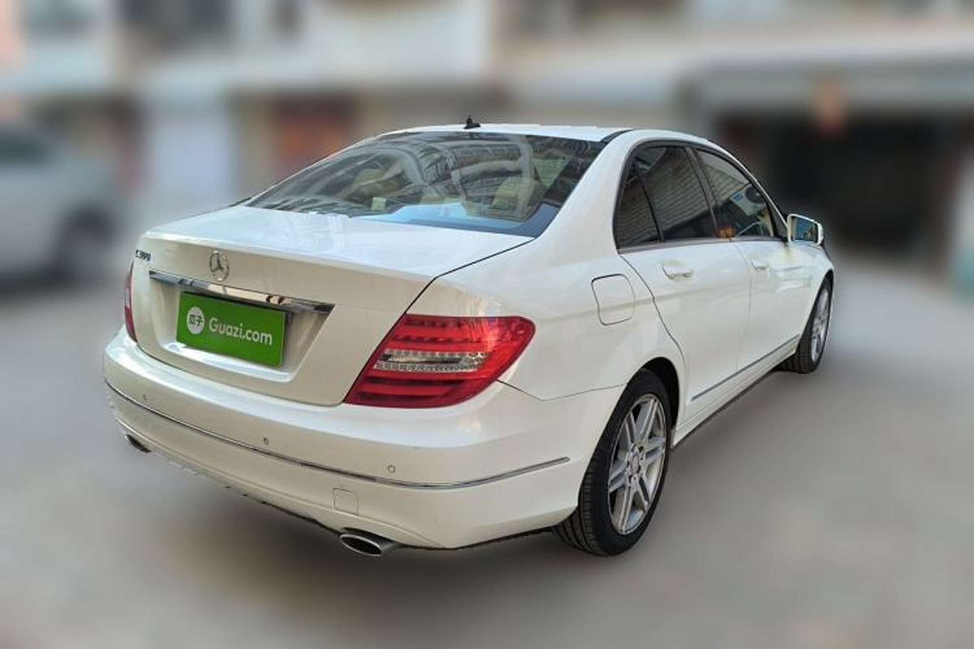 Used Mercedes-Benz C-Class 2011 C 300 Fashion Model Rear Right 45 Deg