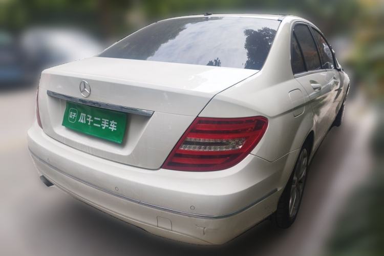 Used Mercedes-Benz C-Class 2011 C 200 CGI Fashion Model Rear Right 45 Deg