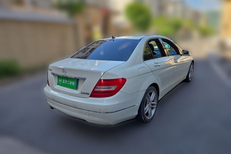 Used Mercedes-Benz C-Class 2011 C 260 CGI Fashion Model Rear Right 45 Deg