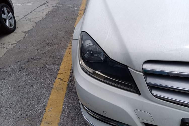 Used Mercedes-Benz C-Class 2011 C 200 Fashion Travel Edition Right Front Headlight
