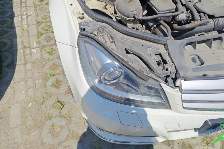 Used Mercedes-Benz C-Class 2011 C 200 CGI Fashion Model Right Front Headlight