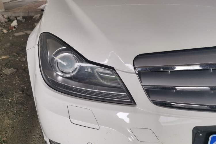 Used Mercedes-Benz C-Class 2011 C 200 CGI Fashion Model Right Front Headlight