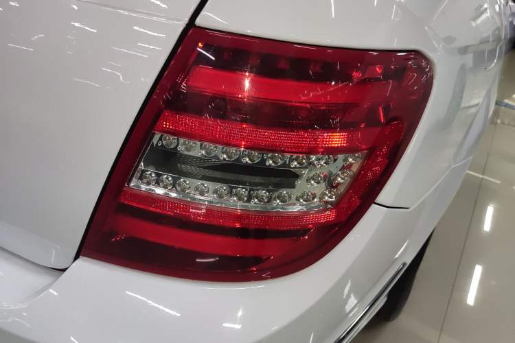 Used Mercedes-Benz C-Class 2011 C 200 Fashion Travel Edition Right Rear Taillight