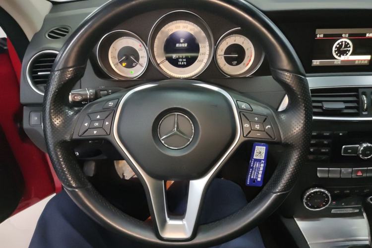 Used Mercedes-Benz C-Class 2011 C 200 Fashion Travel Edition Steering Wheel