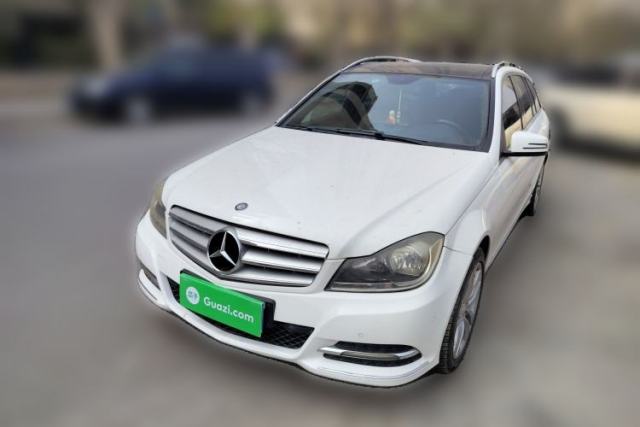 Used Mercedes-Benz C-Class 2011 C 200 Fashion Travel Edition
