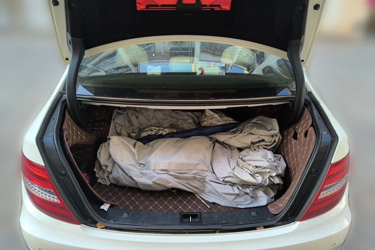 Used Mercedes-Benz C-Class 2011 C 300 Fashion Model Trunk
