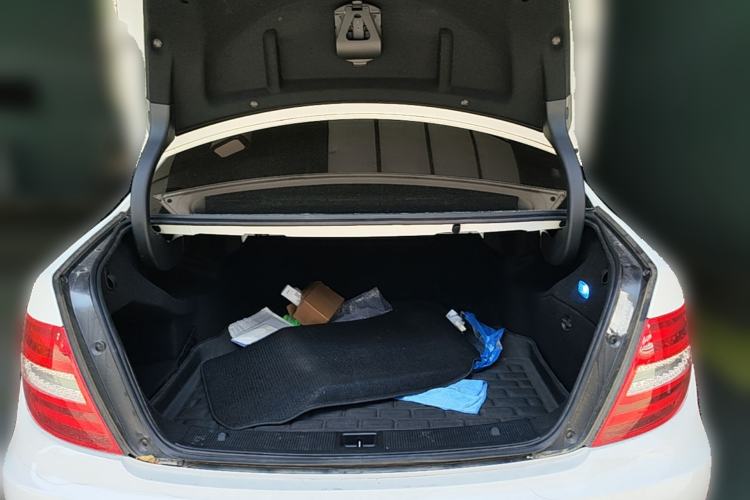 Used Mercedes-Benz C-Class 2011 C 300 Fashion Model Trunk