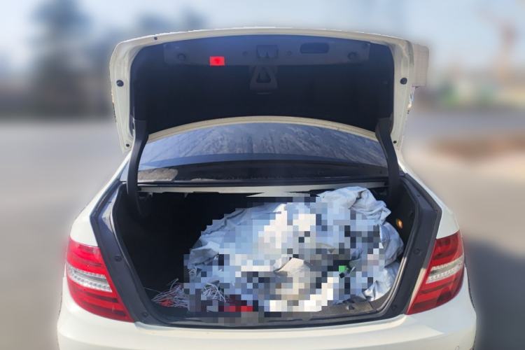 Used Mercedes-Benz C-Class 2011 C 200 CGI Fashion Model Trunk