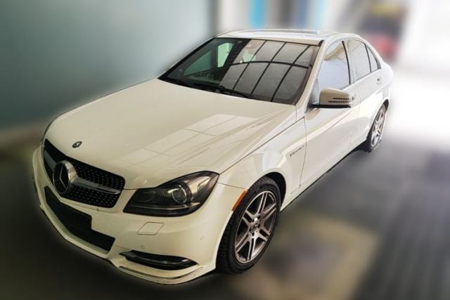 Used Mercedes-Benz C-Class 2011 C 300 Fashion Model