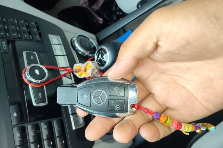 Used Mercedes-Benz C-Class 2011 C 200 CGI Fashion Model Vehicle Key