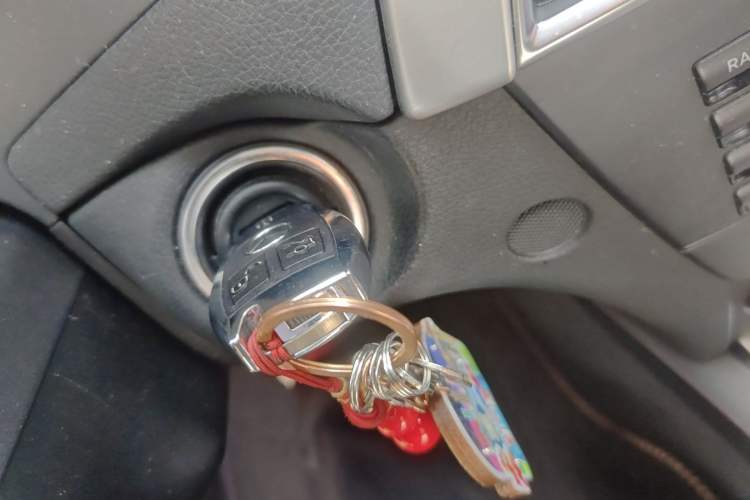 Used Mercedes-Benz C-Class 2011 C 200 Fashion Travel Edition Vehicle Key