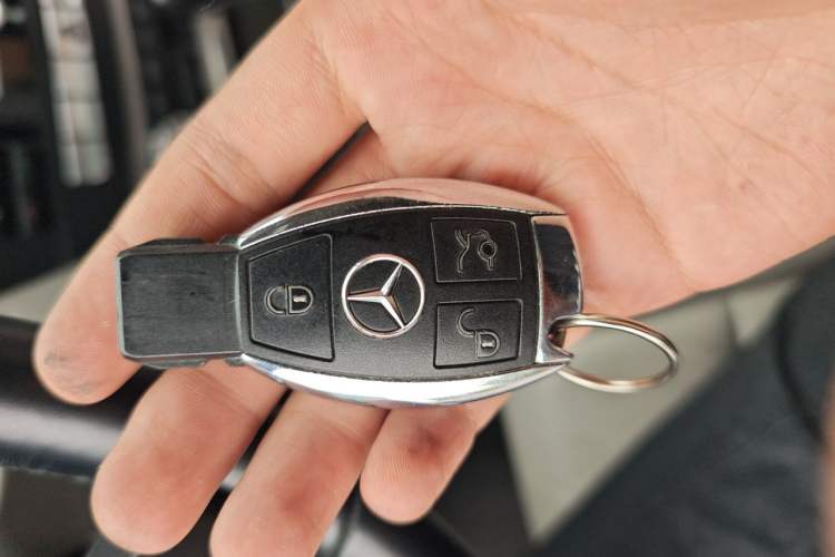 Used Mercedes-Benz C-Class 2011 C 200 CGI Fashion Model Vehicle Key