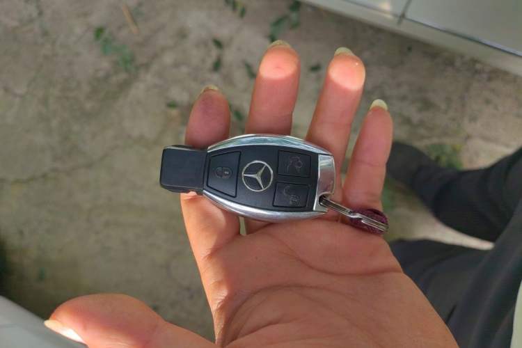 Used Mercedes-Benz C-Class 2011 C 200 CGI Elegant Model Vehicle Key