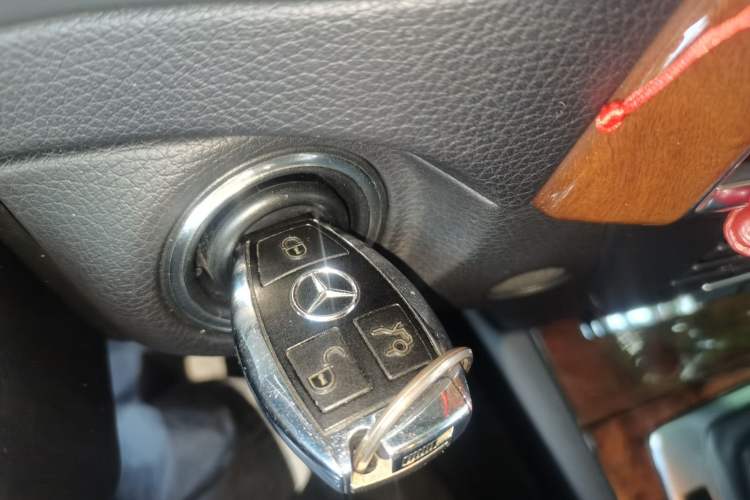 Used Mercedes-Benz C-Class 2011 C 200 CGI Elegant Model Vehicle Key
