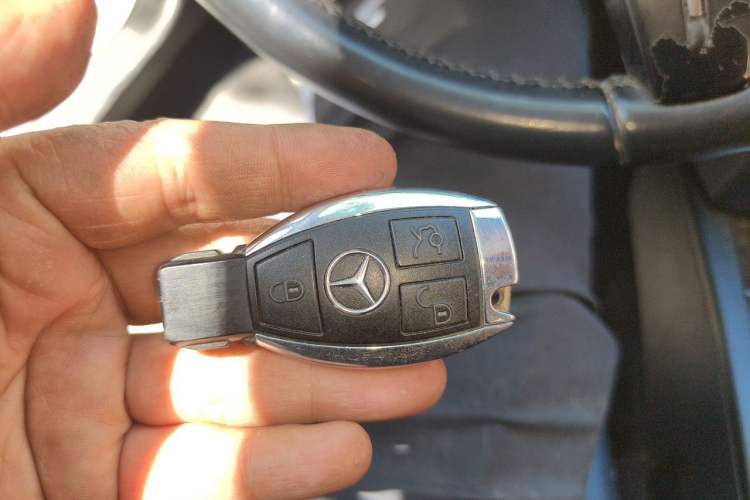 Used Mercedes-Benz C-Class 2011 C 200 CGI Elegant Model Vehicle Key