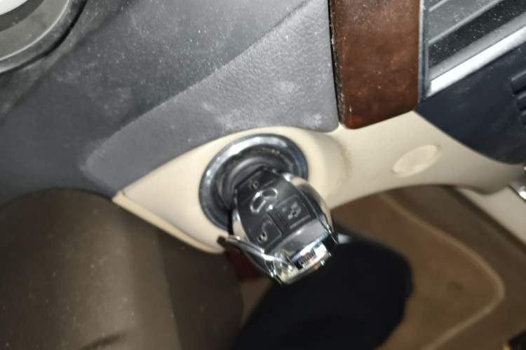 Used Mercedes-Benz C-Class 2011 C 200 CGI Elegant Model Vehicle Key