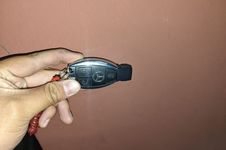 Used Mercedes-Benz C-Class 2011 C 200 CGI Elegant Model Vehicle Key