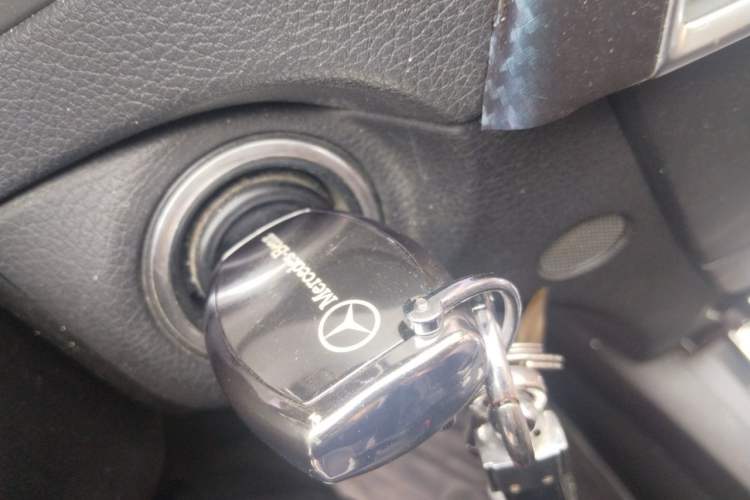 Used Mercedes-Benz C-Class 2011 C 200 CGI Elegant Model Vehicle Key
