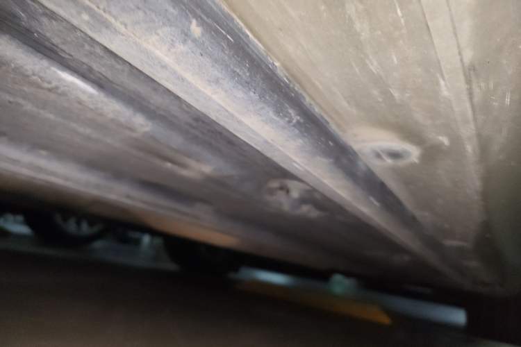 Used Mercedes-Benz C-Class 2011 C 200 CGI Elegant Model Chassis Front Right