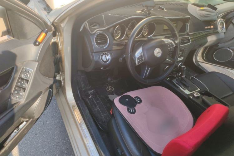 Used Mercedes-Benz C-Class 2011 C 180K Classic model Driver Seat