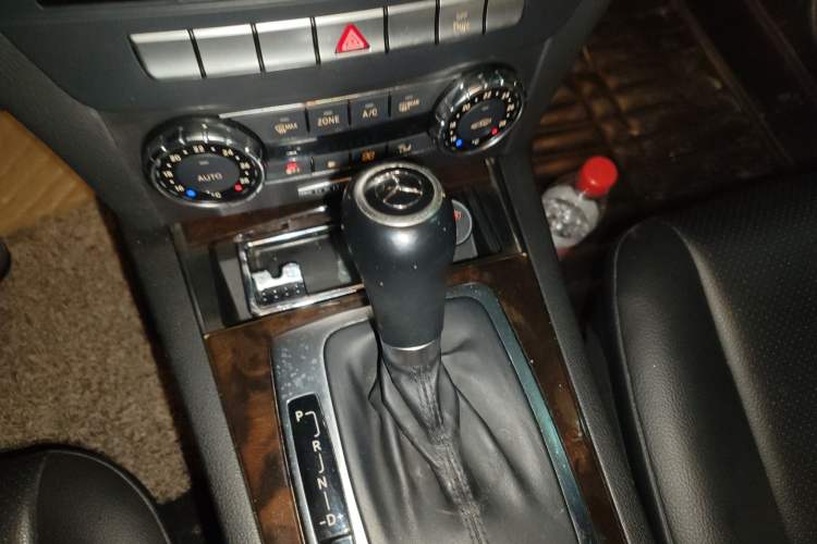 Used Mercedes-Benz C-Class 2011 C 200 CGI Elegant Model Gear Lever