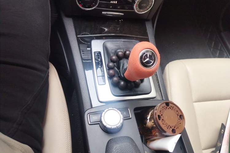 Used Mercedes-Benz C-Class 2011 C 200 CGI Fashion Model Gear Lever