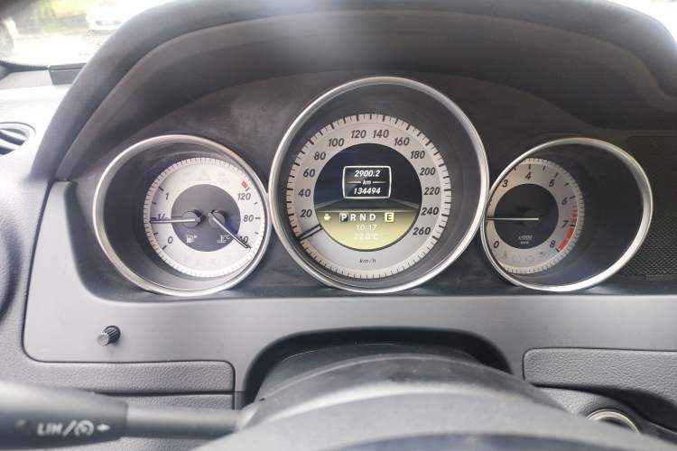 Used Mercedes-Benz C-Class 2011 C 200 CGI Fashion Model Instrument Cluster