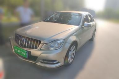 Used Mercedes-Benz C-Class 2011 C 180K Classic model
