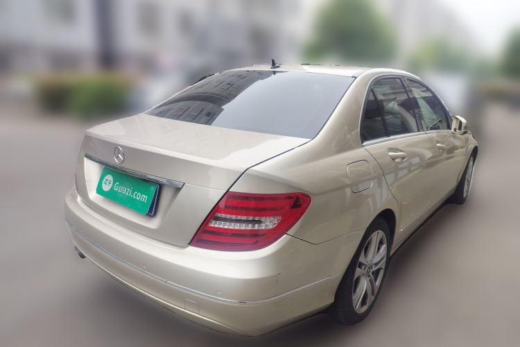 Used Mercedes-Benz C-Class 2011 C 200 CGI Fashion Model Rear Right 45 Deg