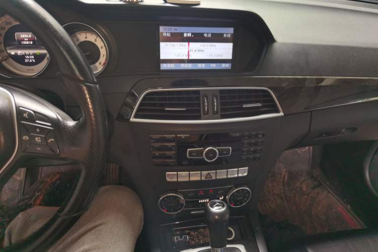 Used Mercedes-Benz C-Class 2013 C 260 CGI Fashion Model Audio And AC Panel