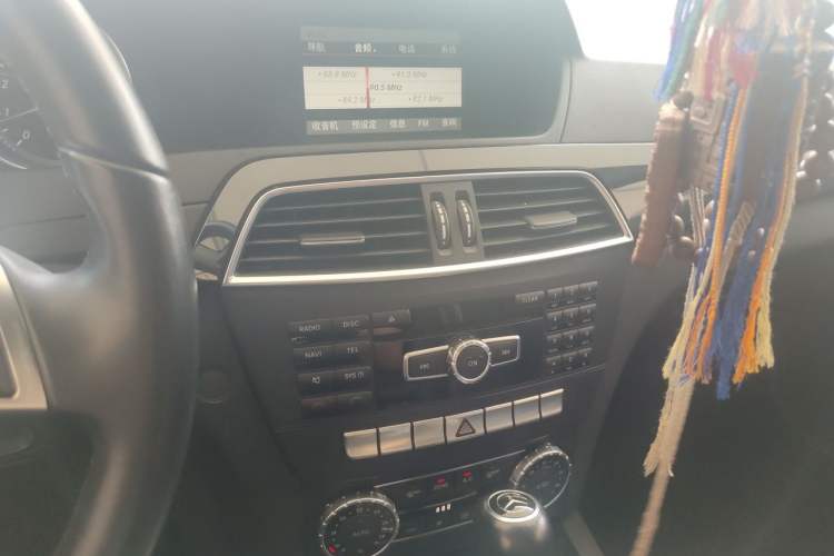 Used Mercedes-Benz C-Class 2013 C 180 Classic Grand Edition Audio And AC Panel